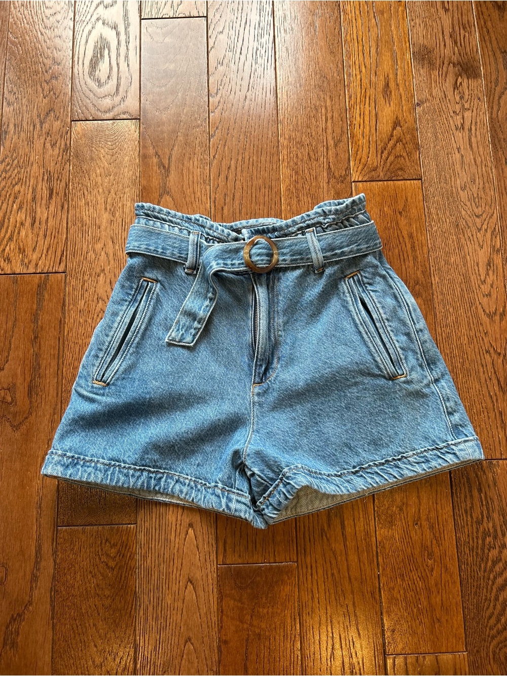 Zara Light Blue High-Waist Denim Shorts with Belt - Size 4